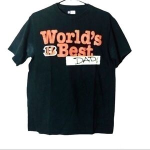 Worlds Best Dad T shirt Size M